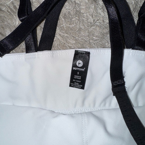 90 Degree Black & White Mesh Sports Bra! - Picture 2 of 4